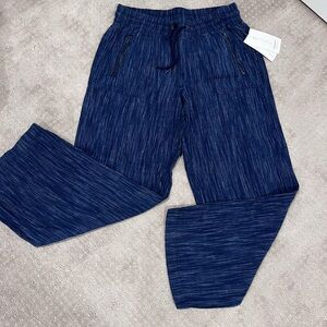 NWT Athleta Textured Blue Linen Pants